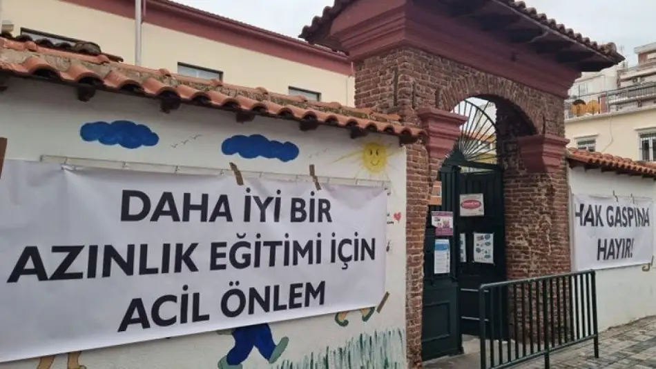 Yunanistan hükümeti, Batı Trakya'da 8 Türk Okulunu Daha Kapatıyor